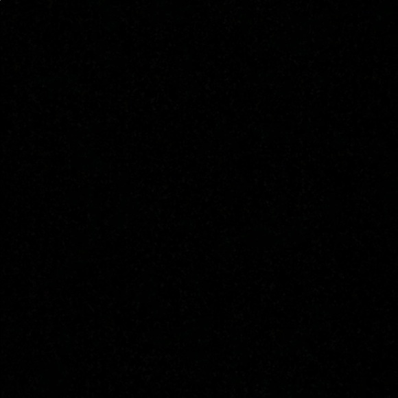 Meet your Posher, Laura - Picture 1 of 1